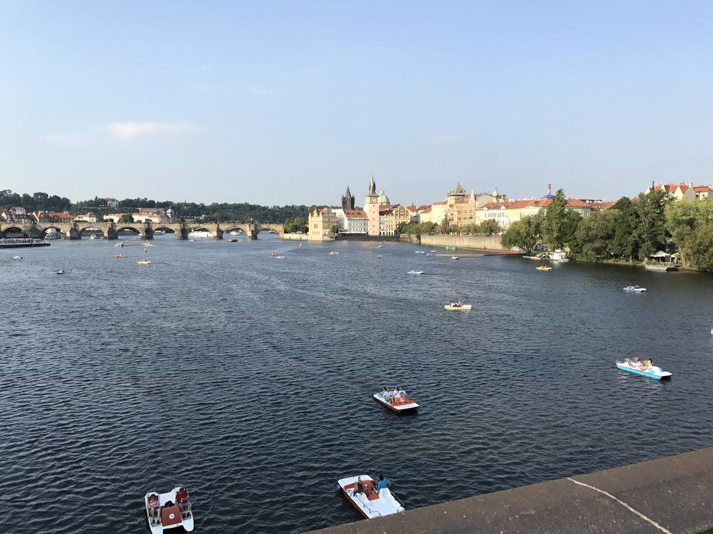 Luxury Apartment Spalena Praha Bagian luar foto