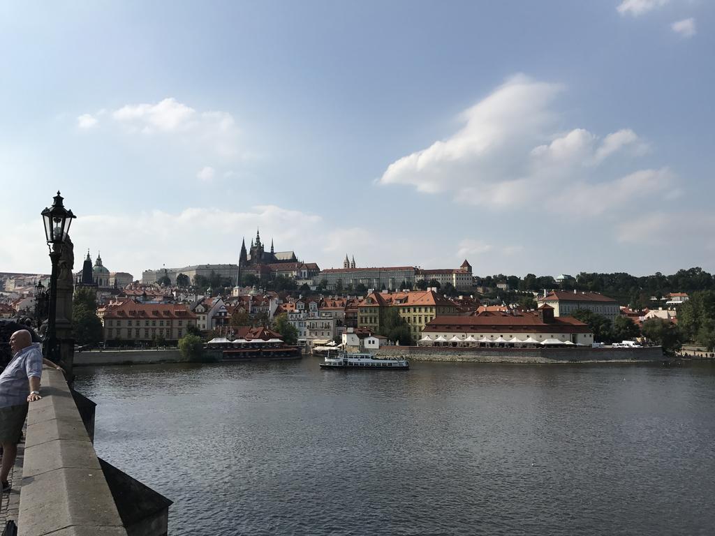 Luxury Apartment Spalena Praha Bagian luar foto