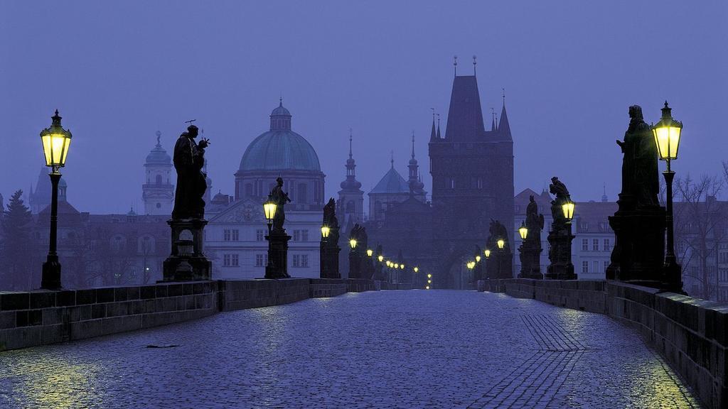Luxury Apartment Spalena Praha Bagian luar foto