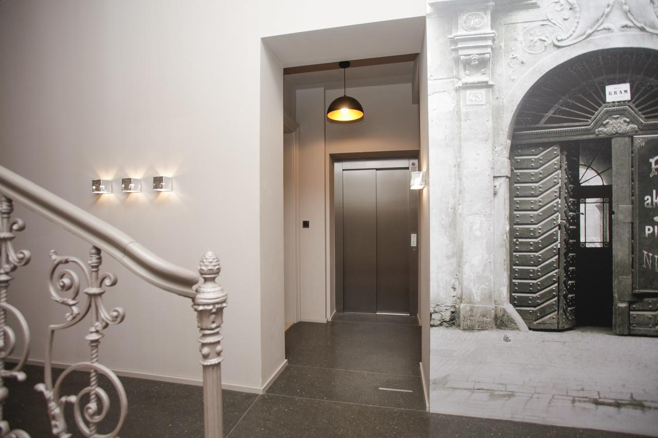 Luxury Apartment Spalena Praha Bagian luar foto