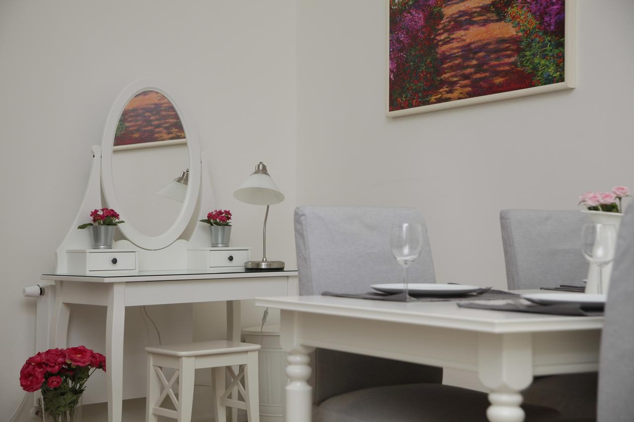 Luxury Apartment Spalena Praha Bagian luar foto